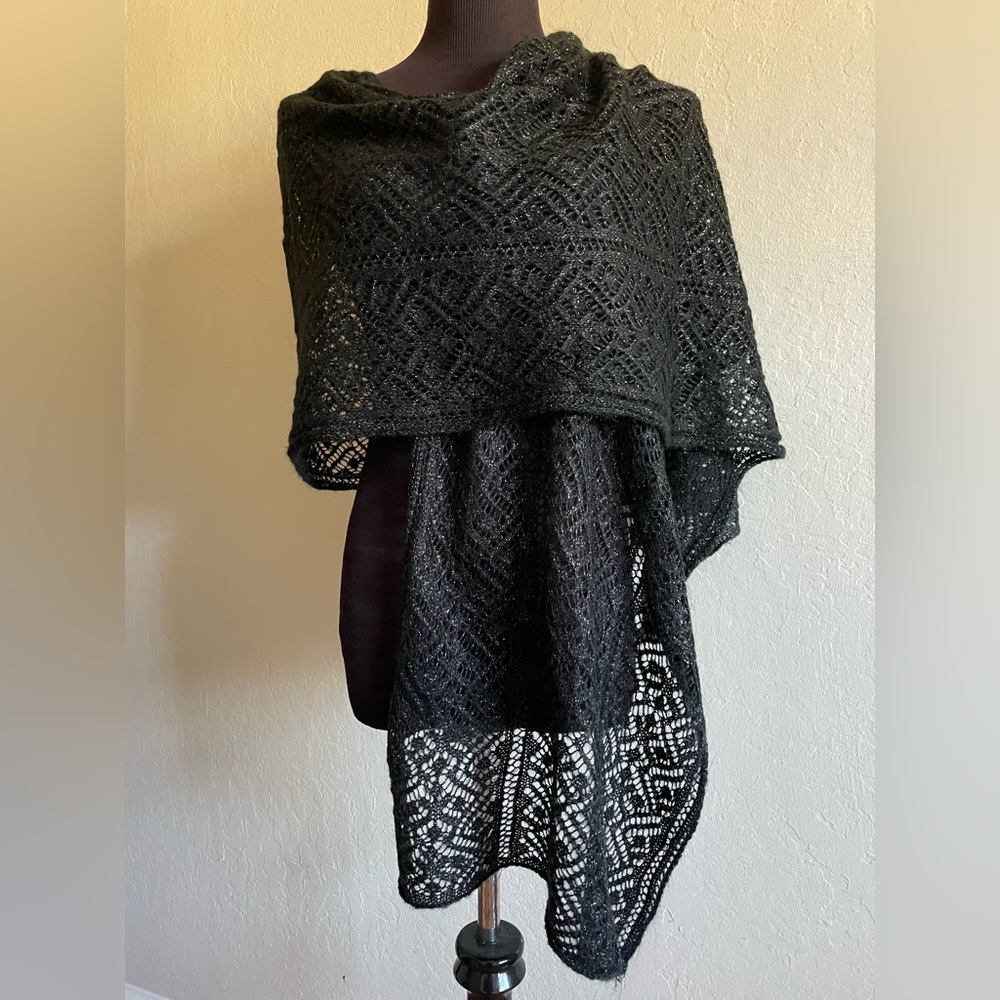 Knit wrap - Picture 1 of 5